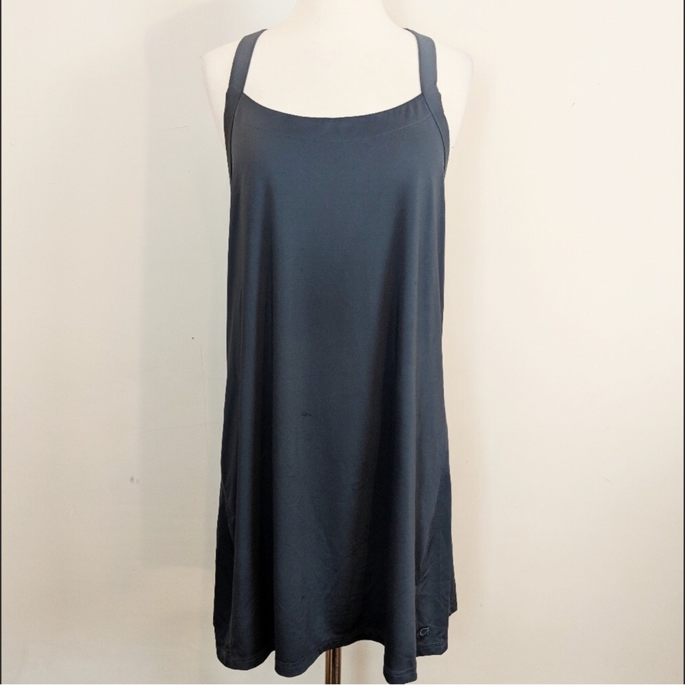 Gap Fit mesh back sports dress